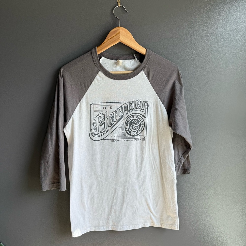The Pharmacy East Nashville Baseball Graphic Tee White with Gray Sleeves Size M